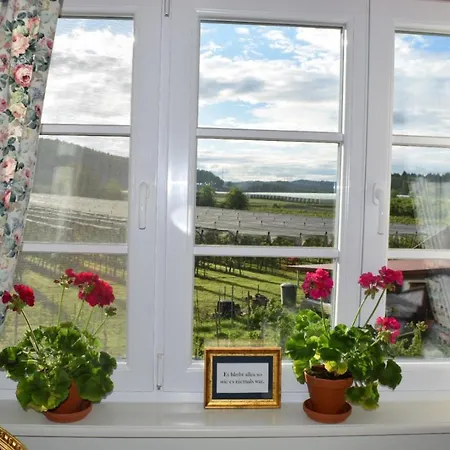 Mit Charme- Aux2platanes- Aussergewoehnlich Schoen Am Bodensee